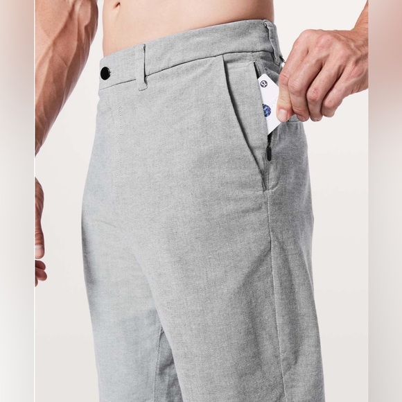 Lululemon Commission Relaxed Short Qwick Oxford Light Gray Sz 36  Flat Front - Picture 3 of 15